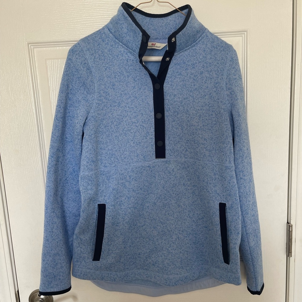 Women’s Vineyard Vine Pullover